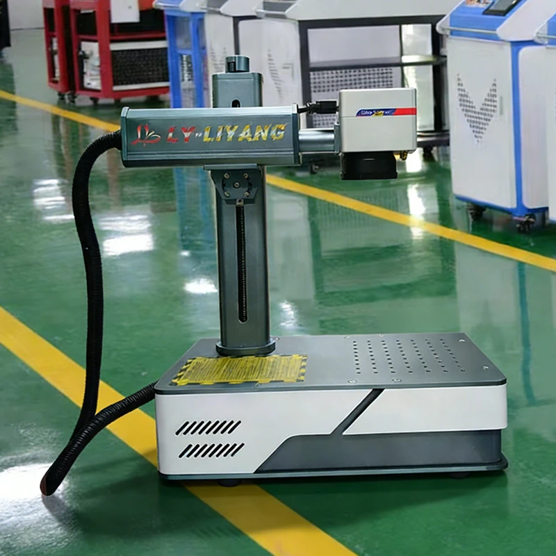 Macchina per marcatura laser a - Fiber Laser Marking Machine 30W recensione e prezzo